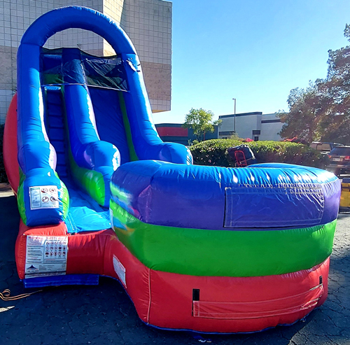 The Fun Splash inflatable waterslide